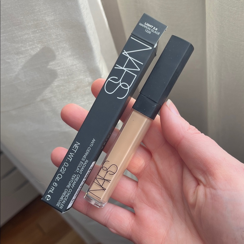 NARS Radiant Creamy Concealer - Light 2.8 *NEW IN BOX*